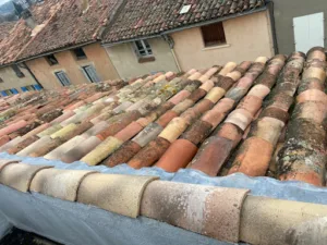 MAS TOITURE à Vidauban