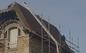 Couvreur Laurot William à Suresnes