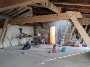 SAS Loukta à Aouste-sur-Sye
