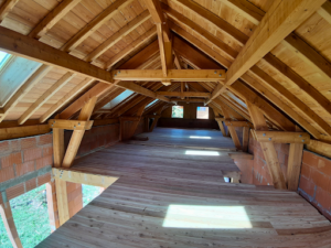 Gecko Construit Bois – Eco construction en matériaux bio-sourcés et bois local à Saint-Martin-de-Queyrières