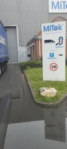 Mitek Industries à Ruitz