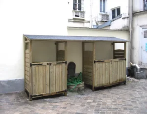 Côté Cour à Paris