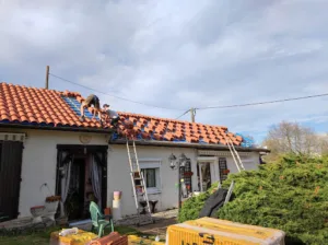 AJPV COUVERTURE PYRÉNÉES : Charpentier 65 – Couvreur 65 – Zingueur 65 32 à Bours