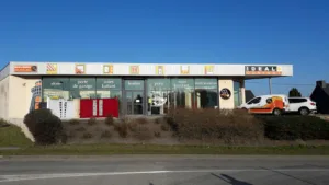 Idéal Confort à Loudéac – Pose de fenêtres, stores, pergolas, portails à Loudéac