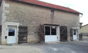 Menuiserie BENETAUX Sarl à Saint-Julien-l'Ars