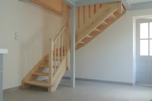 Menuiserie Hiou Charpente Ossature Bois Tiny Cuisine Escalier Fabricant sur mesure à Vouhé
