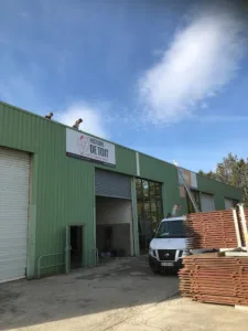 Histoire de Toit (P.SORENSEN & CIE) à Éguilles