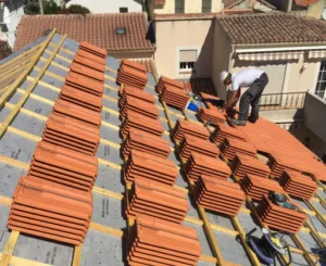 ARTISAN PRUDHOMME : Couvreur Charpentier Zingueur à Fréjus