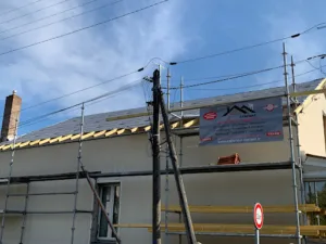 COUVREUR LENFANT – Dépannage fuite toiture – Réparation toiture – Gouttières à Montlhéry