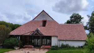 CCF Couverture Charpente Française à La Chapelle-Montmartin