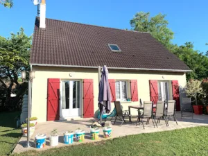 G.R RAYMOND – Couvreur 18 : Réparation Fuites Changement Démoussage Toiture Couverture Peinture St-Florent-sur-Cher Vierzon à Saint-Florent-sur-Cher