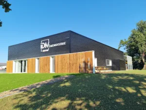 IDM MENUISERIE Montaigu – Ouvertures Portails, Agencement, Charpente, Ossature bois, Bardage à montaigu