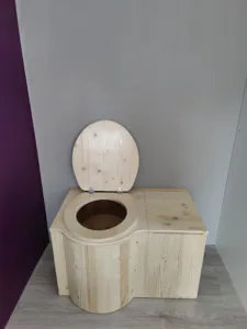 Dry toilet Lécopot à Couiza