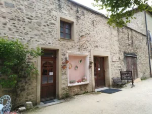 la Colombe Menuserie Ebenisterie à Saint-Antoine-l'Abbaye