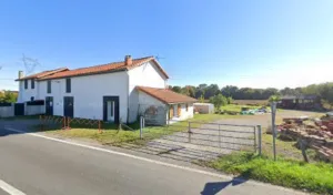 Charpente hauscarriague à Bélus