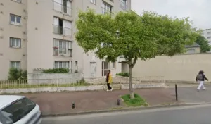 M.g. Batiment à Saint-Maur-des-Fossés