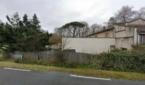 yv structure bois à Le Fauga