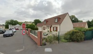 Tien menuisier à La Fère
